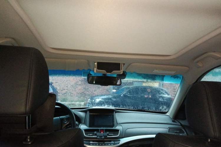 Used Honda Crosstour 2016 2.4L Luxury Edition Headliner