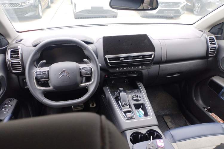 Used Citroen C5 AIRCROSS 2022 Peugeot 400THP Allure BEYOND Edition Center Console