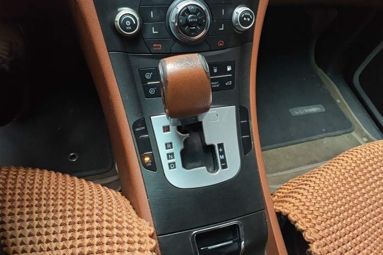 Used Luxgen Great 7 SUV 2012 Limited-Edition Sharp Model 2.2T Two-Wheel Drive Smart Version