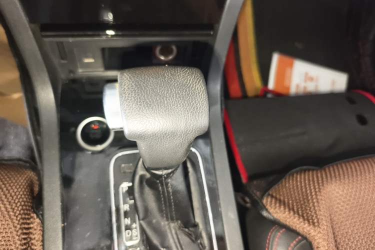 Used Yema T70 2016 1.8T CVT Smart 7-Seater
