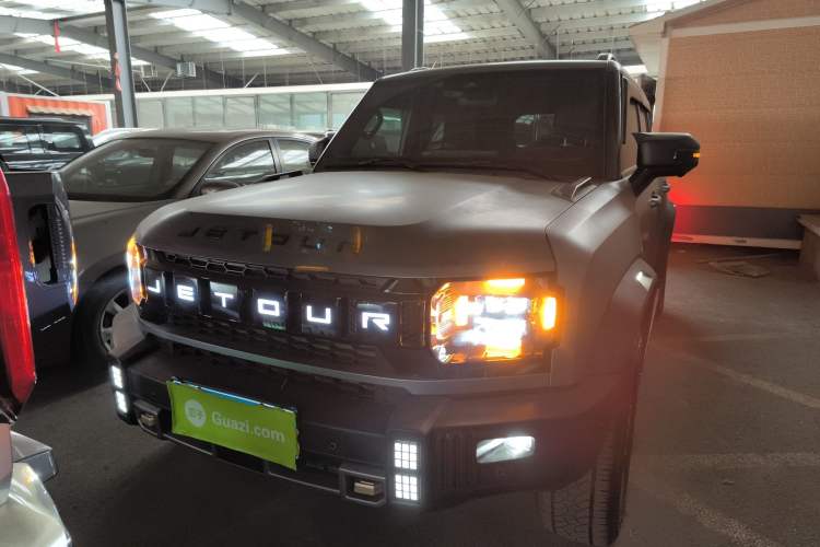 Used JETOUR Traveler 2025 2.0TD DCT XWD Cross+ Front