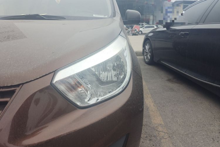 Used Venucia R30 2014 1.2L Manual Comfort Edition