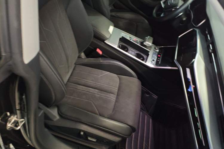 Used Audi A7L 2024 45 TFSI Luxury Edition
