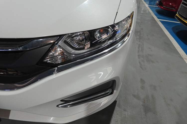 Used Honda Jade 2017 1.8L automatic Comfort version 5 seats