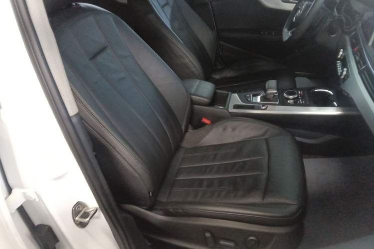 Used Audi A4L 2019 40 TFSI Sporty Version China VI