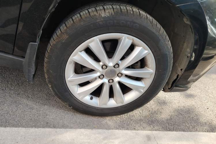 Used Haval H2 2014 1.5T Manual Two-Wheel Drive Elite Edition Right Front Wheel Hub