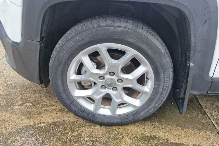 Used Jeep Renegade 2018 Connected Large Screen Version 180T Automatic High-Energy Edition