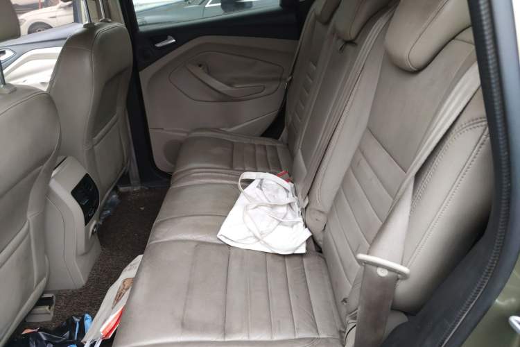 Used Ford Kuga 2013 2.0L GTDi Four-Wheel-Drive Elite Model Left Rear Seat