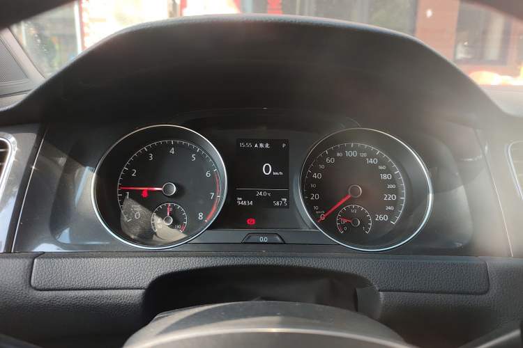 Used Volkswagen Golf 2019 280TSI DSG Comfort Version China VI Standard Instrument Cluster