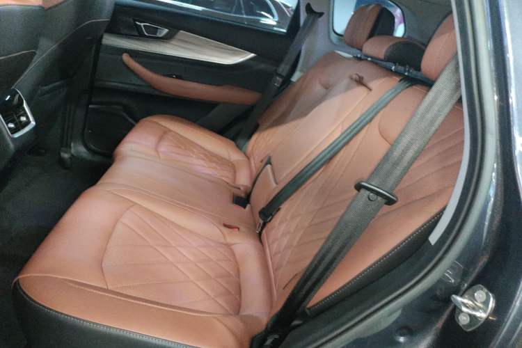 Used Chery Tiggo 8 PLUS 2022 Kunpeng Edition 390TGDI DCT Four-Wheel Drive Luxury Version
