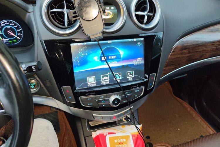 Used BYD Tang New Energy 2015 2.0T Four-Wheel-Drive Flagship Model Audio And AC Panel