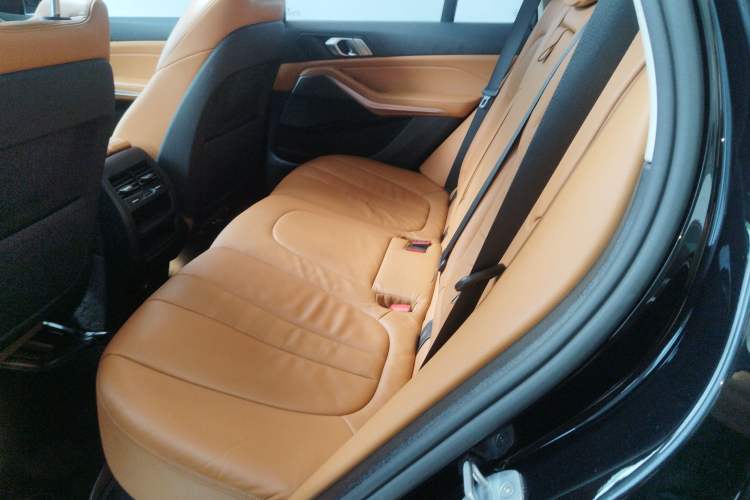 Used BMW X5 2019 xDrive40i M Sport U.S. specification
