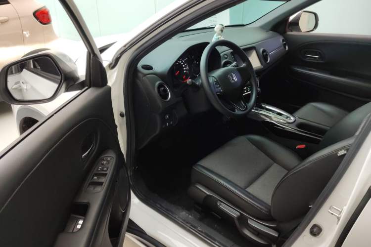 Used Honda XR-V 2020 220TURBO CVT Luxury Edition Driver Seat