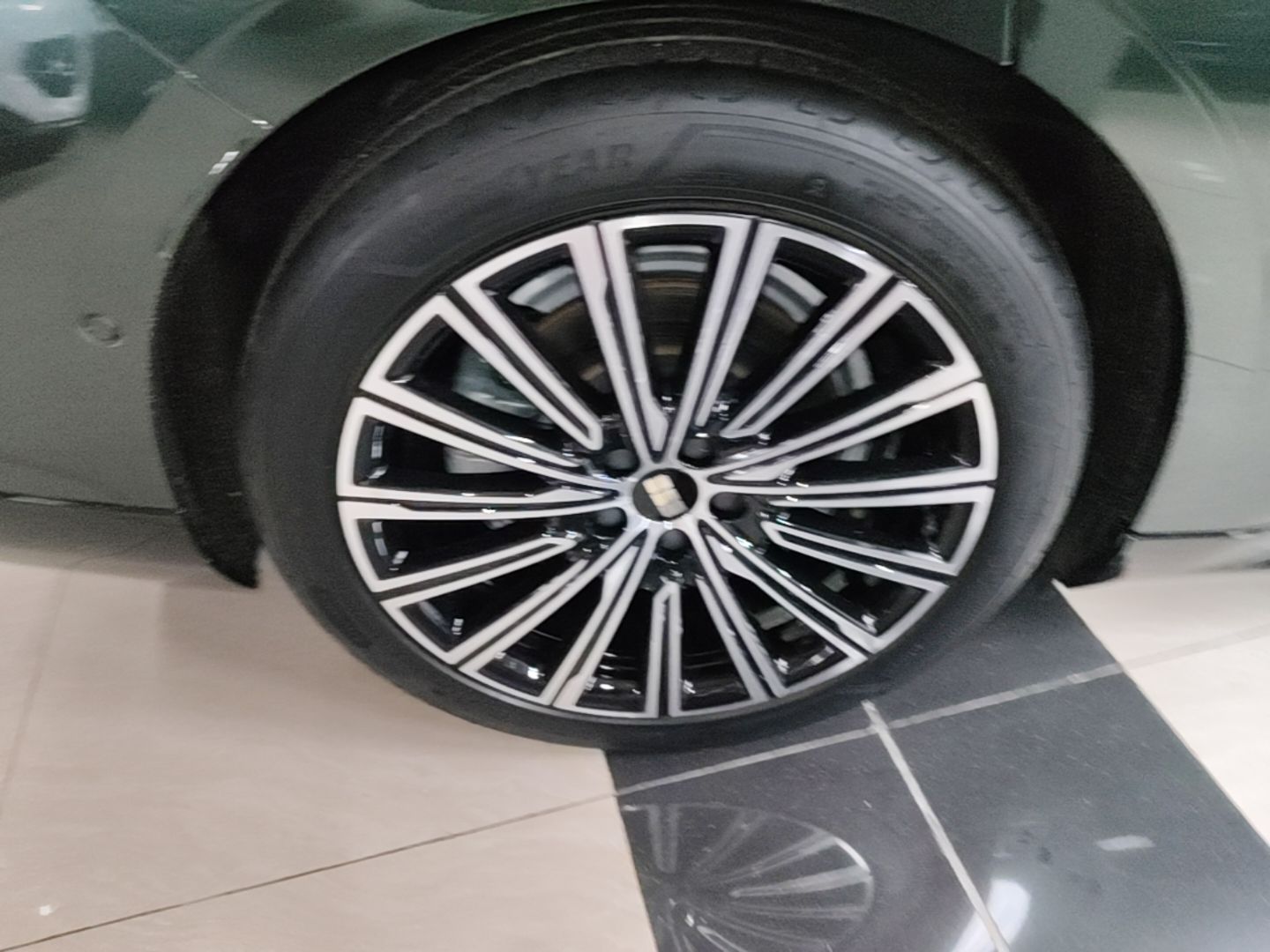 Geely Galaxy 8 2025 130km EM-P Starship Edition — снимка 11