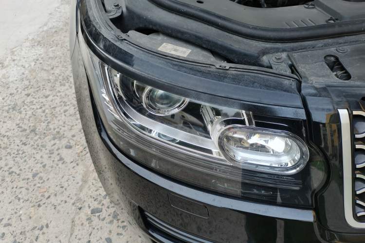 Used Land Rover Range 2015 3.0 SC V6 Vogue Right Front Headlight