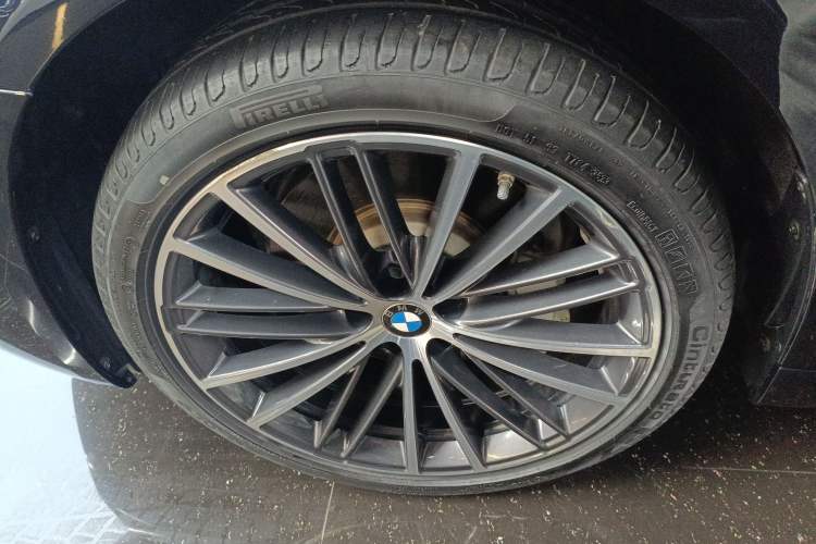 Used BMW 5 Series 2023 530Li xDrive M Sport Package