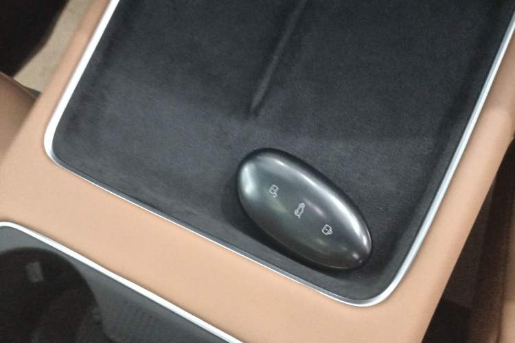 Used Rising R7 2025 Model Advanced Edition