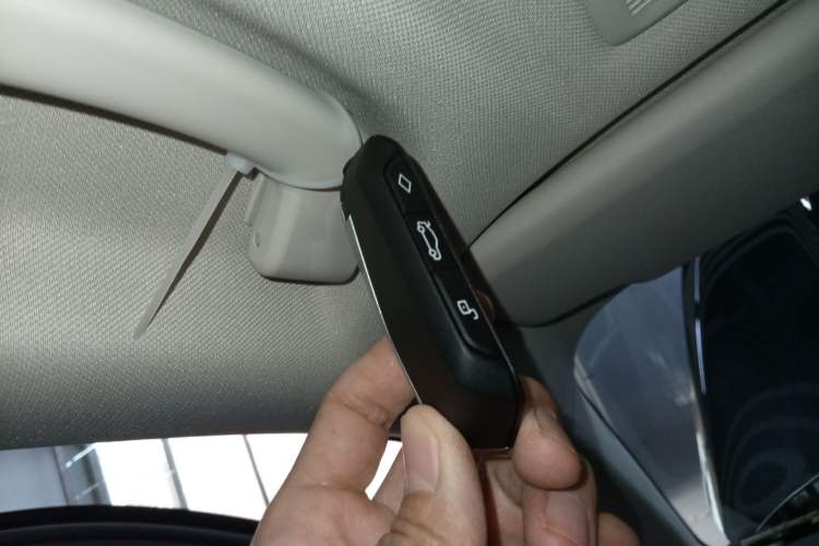 Used BMW X5 2026 Model, xDrive 30Li Prestige M Sport Night Package