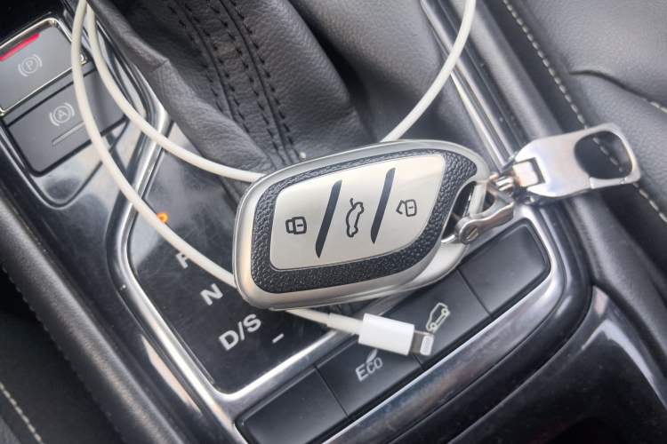 Used Roewe RX3 2018 1.6L CVT Flagship Edition
