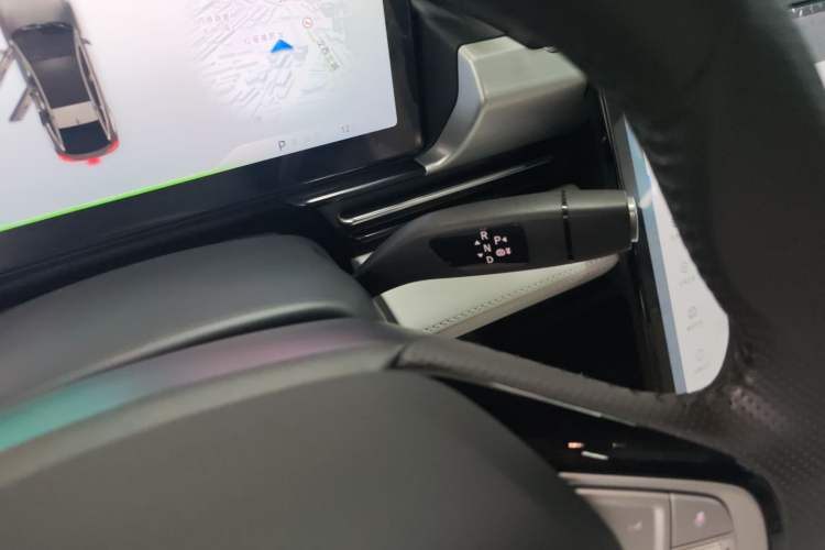 Used XPeng P5 2024 500 Plus Edition Gear Lever