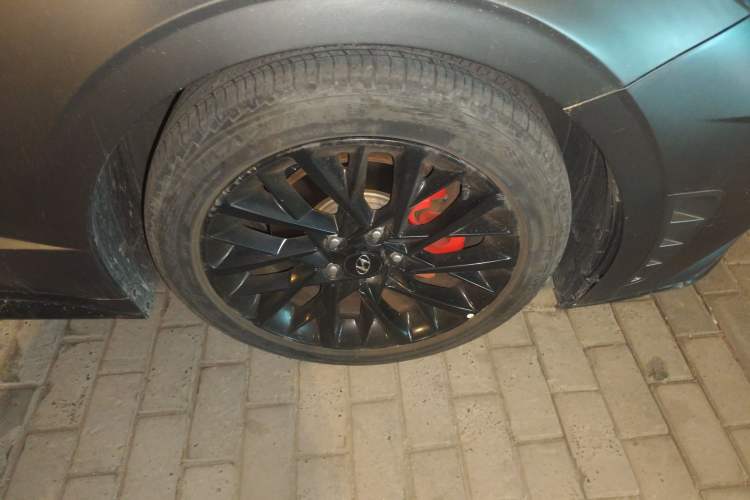 Used Hyundai Sonata 2022 270TGDi DCT 20th Anniversary Edition Right Front Wheel Hub