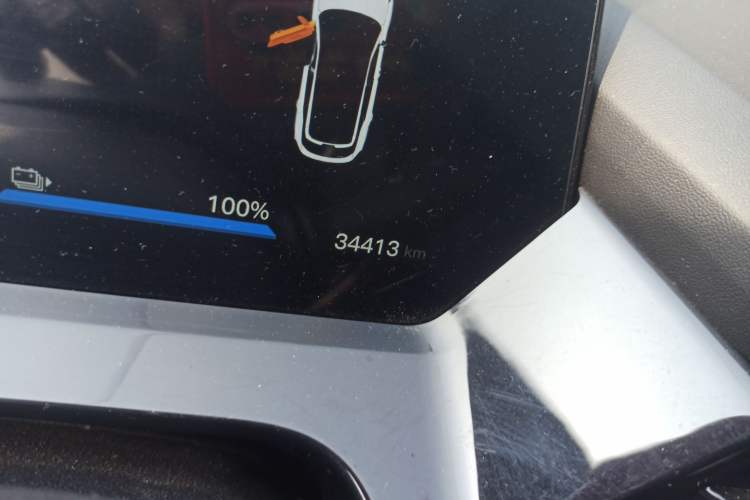 Used CHANGAN OSHAN Z6 New Energy 2023 ZhiDian iDD 150KM Flagship PLUS Odometer Close Up