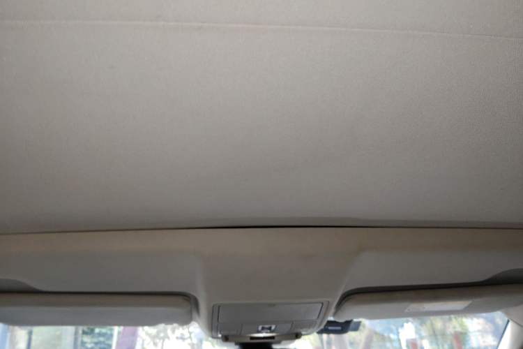 Used Land Rover Range Rover Evoque 2018 240PS PURE Style Edition