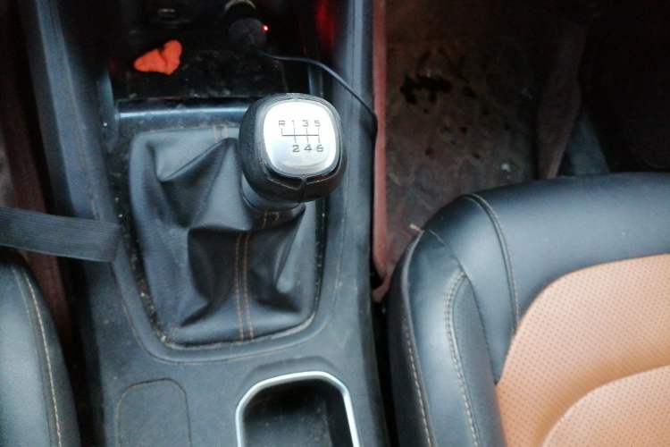 Used Wuling Hongguang 2019 1.5L S Comfort Edition China VI LAR
