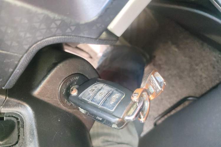 Used Geely Auto Vision X1 2017 1.3L Automatic Fun Edition