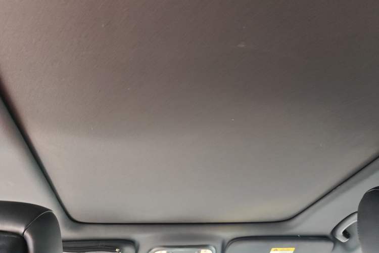 Used Jeep Grand Cherokee 2015 3.0TD Diesel Elite Navigation Edition Headliner