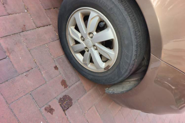 Used Kia K2 2015 Sedan 1.4L MT GLS