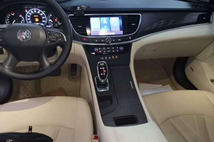 Used Buick LaCrosse 2022 Avenir Avia First Edition