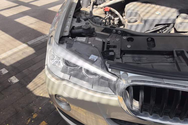 Used BMW X3 2016 sDrive20i Right Front Headlight