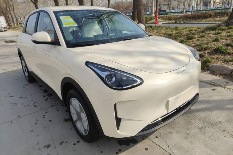 Used Geely Galaxy Geome 2025 410 km Free Version
