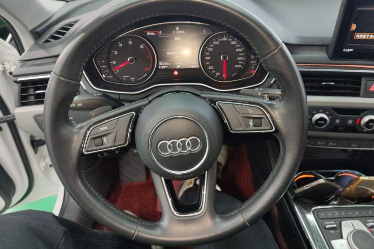 Used Audi A4L 2019 40 TFSI Ambition Version China V