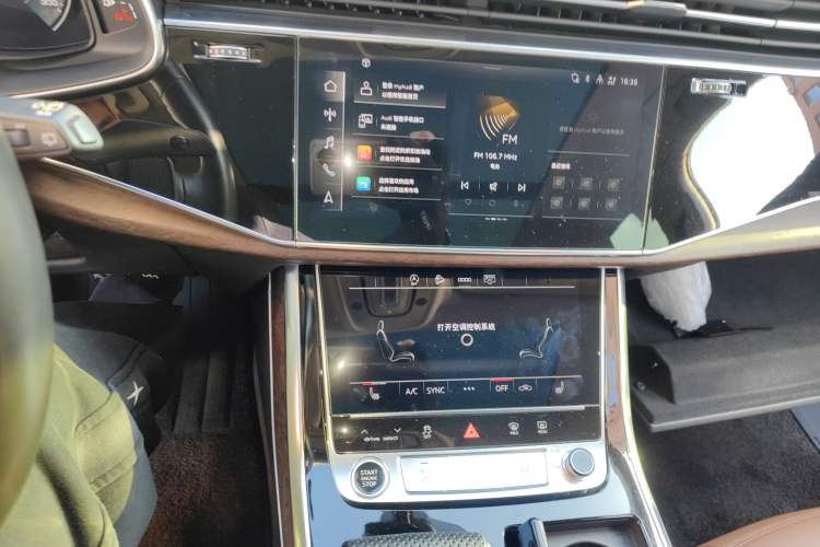 Used Audi Q7 2021 45 TFSI quattro S line Sport model