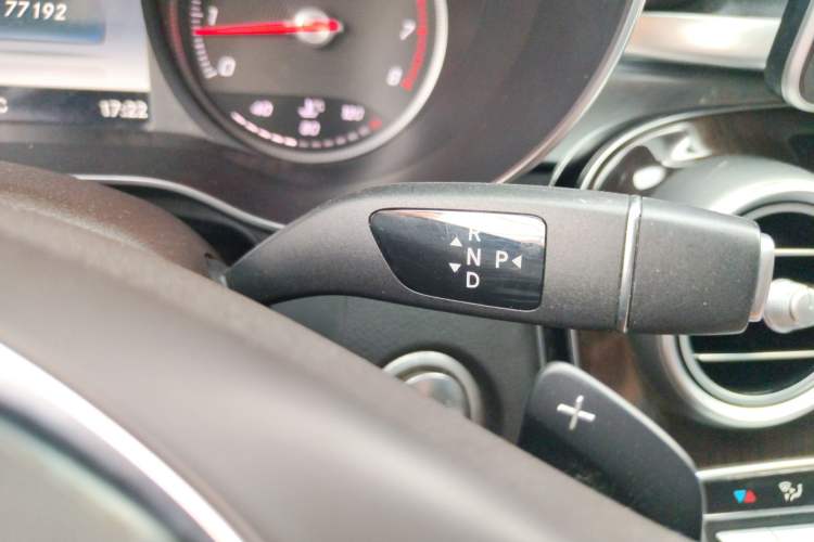 Used Mercedes-Benz GLC 2019 Facelift GLC 260 L 4MATIC Luxury Model
