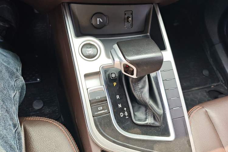 Used FORTHING Joyear X5 2017 Jingxiang Series 1.5T CVT Luxury Model
