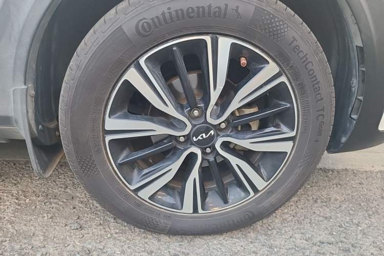 Used Kia kx1 Stonic 2021 1.4L CVT Fun Edition