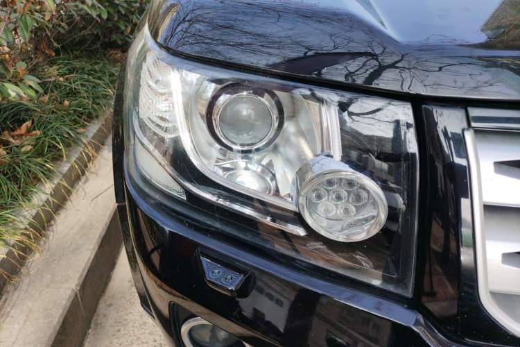 Used Land Rover Freelander 2 2014 2.0T Si4 SE Gasoline Version Right Front Headlight