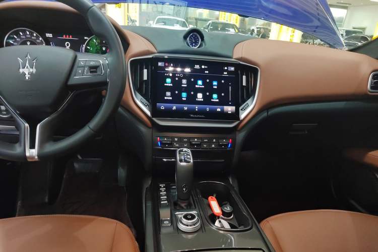 Used Maserati Ghibli 2021 2.0T Sharp Edition