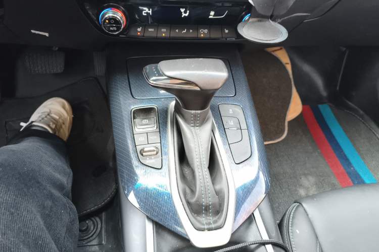 Used Chevrolet Menlo 2020 Starry Edition Gear Lever