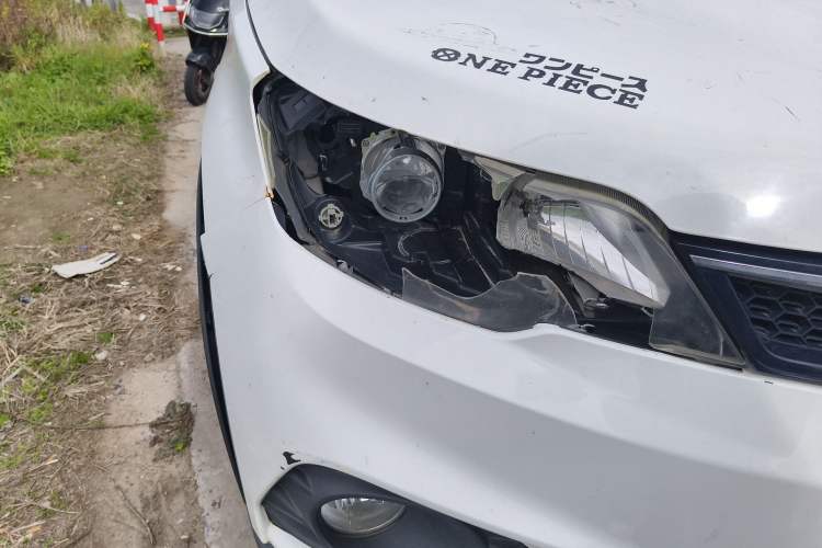 Used Soueast DX3 2018 1.5L Manual Luxury Model Right Front Headlight