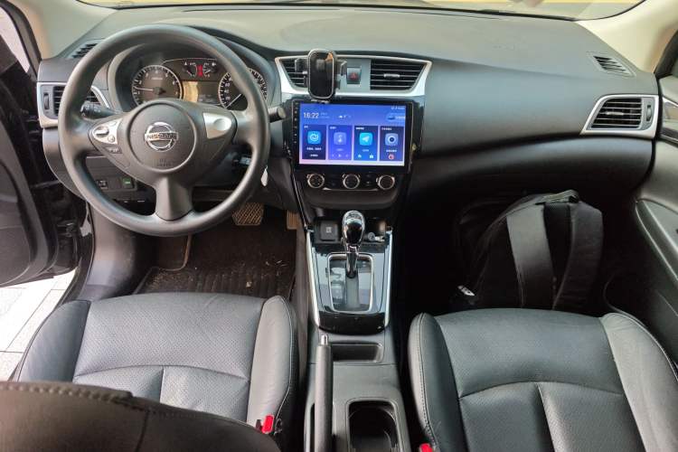 Used Nissan Sylphy 2016 1.6 XL CVT Luxury Edition Center Console