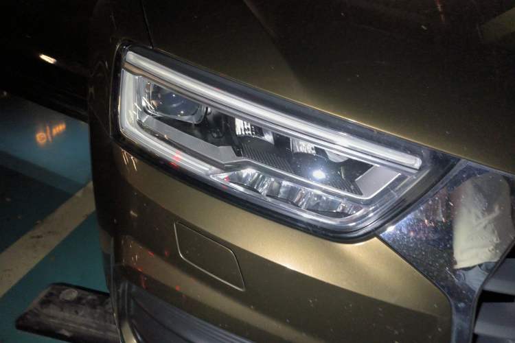 Used Audi Q3 2017 30 TFSI Fashion Model
