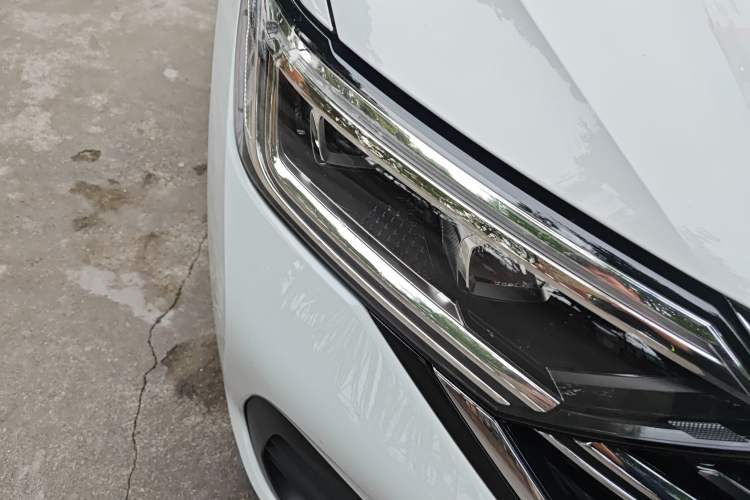 Used Volkswagen Sagitar 2025 200TSI Manual Flyover Edition
