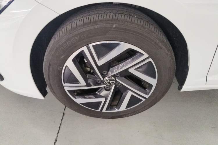 Used Volkswagen Sagitar 2025 300TSI DSG Excellence Edition Left Front Wheel Hub