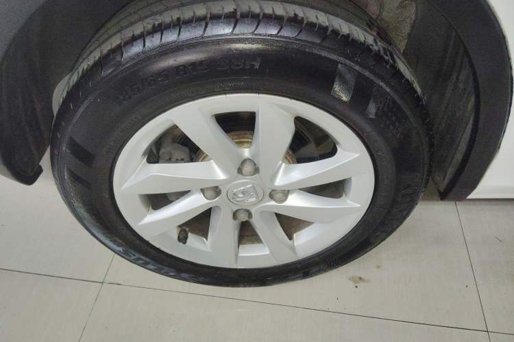 Used Baojun 310W 2017 1.5L Manual Fashion Edition China VI
