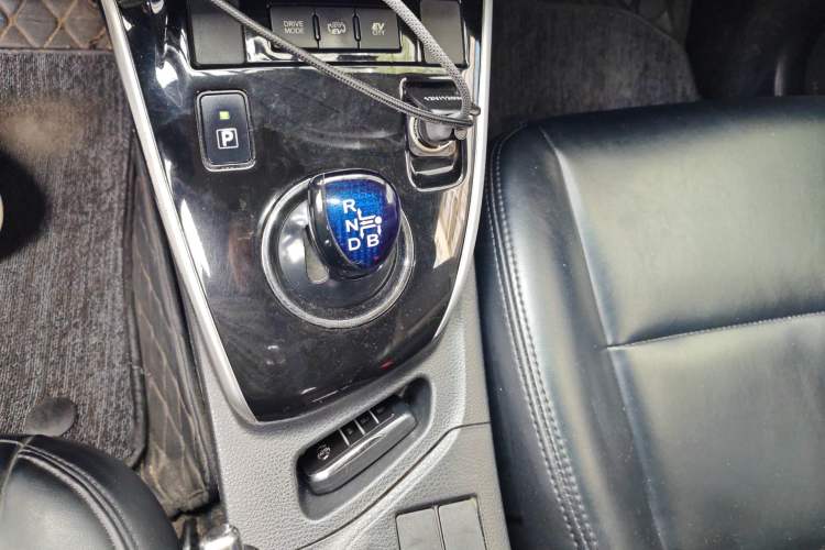 Used Toyota Levin Hybrid E+ 2019 1.8L PH GS E-CVT Elite Edition Gear Lever