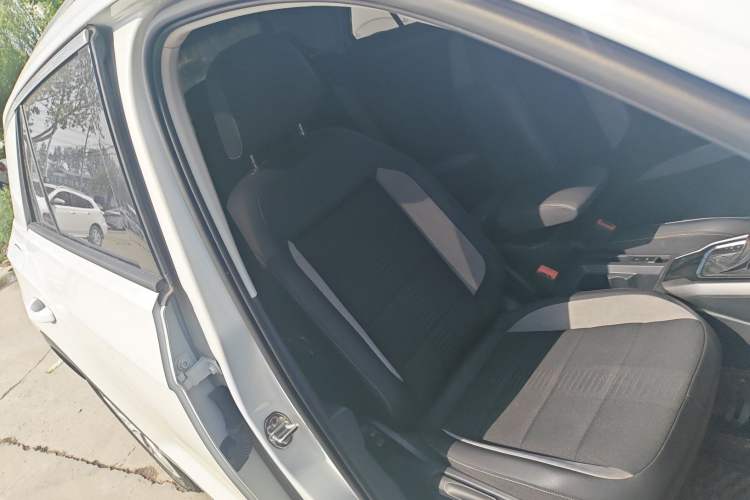 Used Volkswagen T-ROC 2018 230TSI DSG Two-Wheel Drive Advanced Version China V Standard